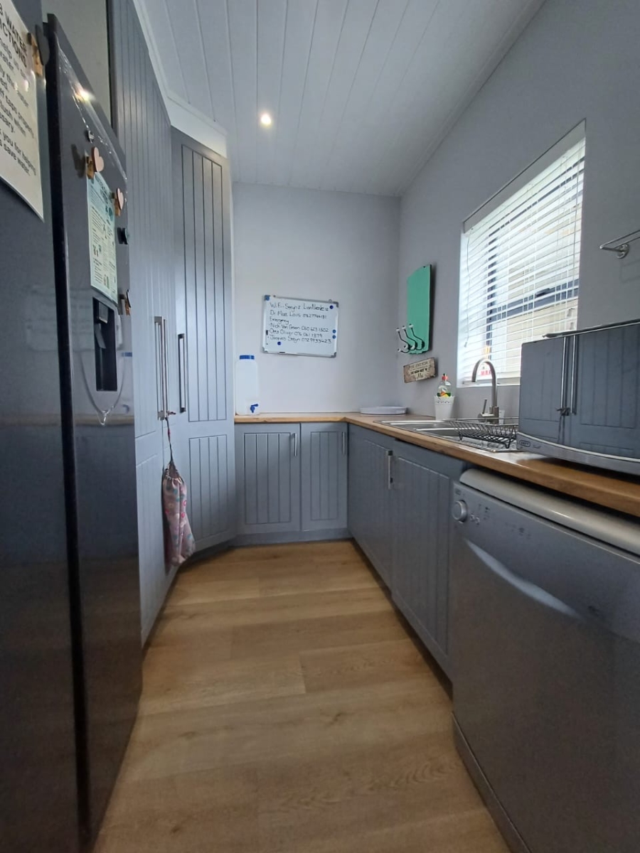 To Let 4 Bedroom Property for Rent in The Hill Western Cape